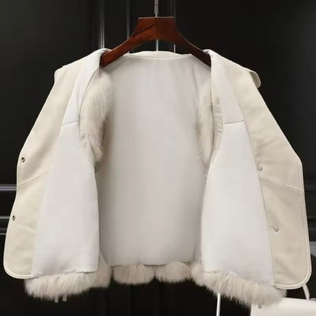 レザータッセルファーベスト 2色展開