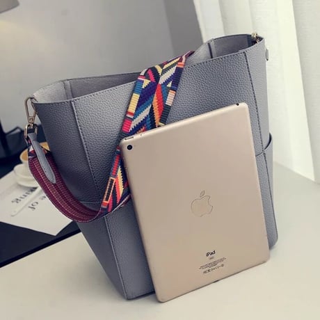 カラフルストラップ バケットバッグ 2色展開