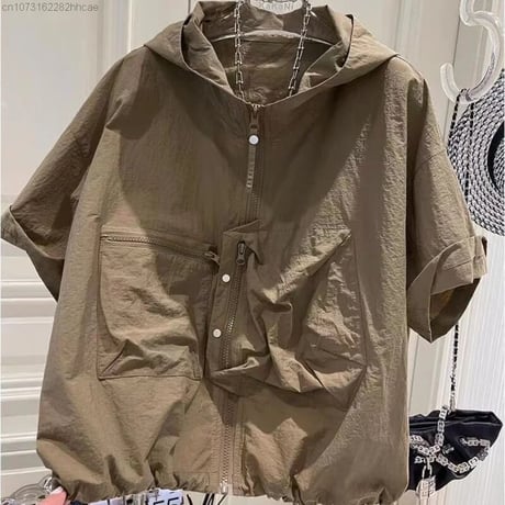ナイロンハーフスリーブ ジャケット 2色展開