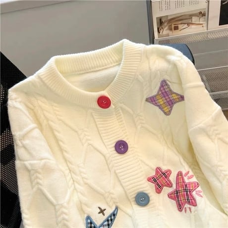 スターステッチ カラフルボタンカーディガン 2色展開