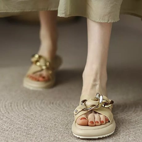チェーンクロス サンダル 2色展開
