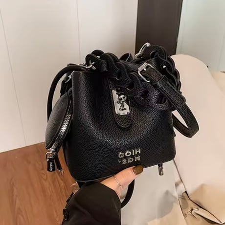 カジュアルレザーバケットバッグ 4色展開