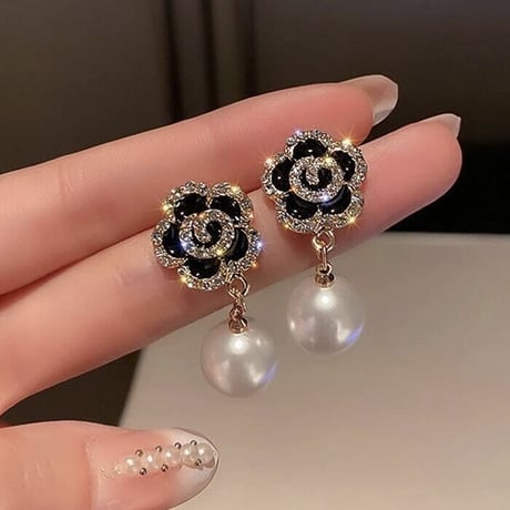 ブラックストーンフラワー パールピアス