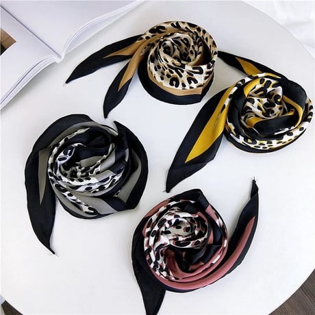 レトロレオパードスカーフ 4色展開