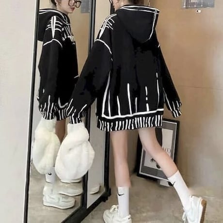 グラフィティ ルーズパーカー 3色展開