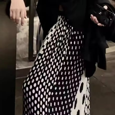 モノトーンドット プリーツスカート
