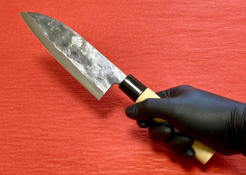 鉄黒打ち三徳包丁/白鋼/刃渡り約16㎝ | 川﨑鍛冶屋