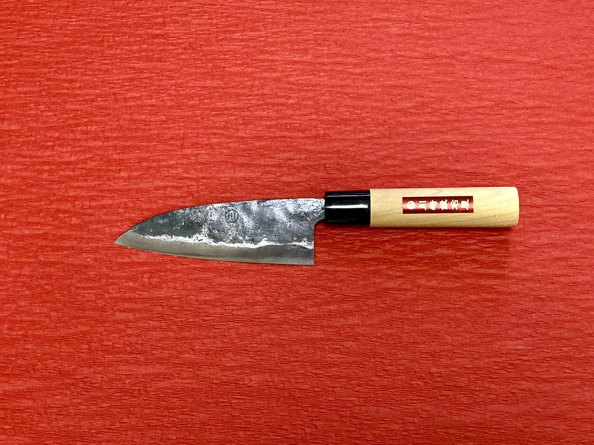 鍛冶打ち袋物 鉄黒打ち三徳包丁/白鋼/刃渡り約13.5㎝ | 川﨑鍛冶屋