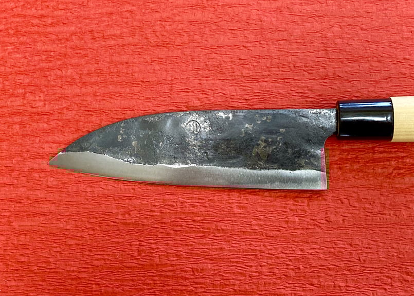 鉄黒打ち三徳包丁/白鋼/刃渡り約16㎝ | 川﨑鍛冶屋