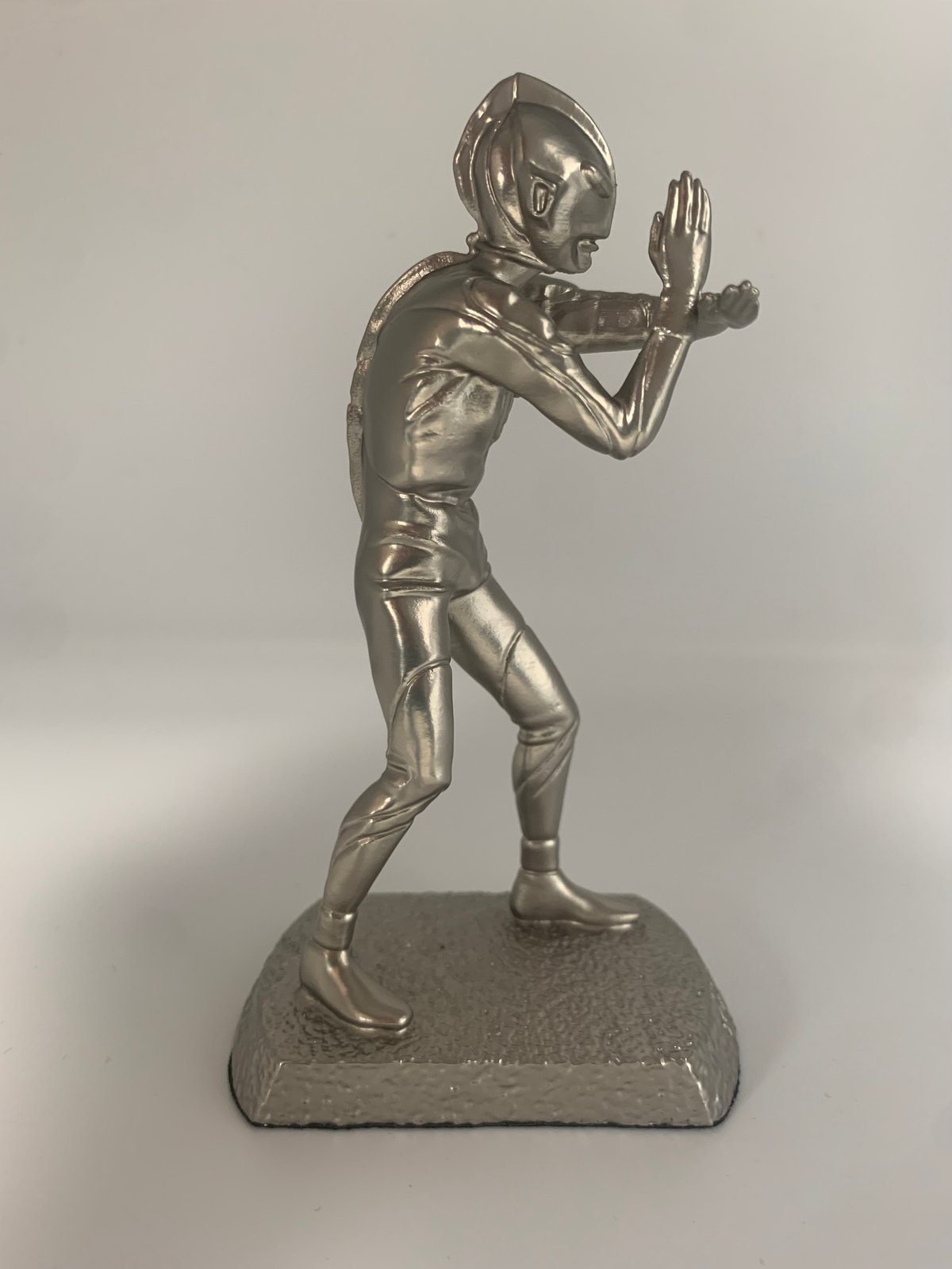 ペーパーウエイト ウルトラマンAタイプ(スペシウム光線）ロジウム