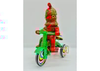 シンビンショップ ケムール人三輪車 ネオライム × フレイムレッド Ver. ケムール人三輪車（Classic Recolor）グリーン×シルバーVer