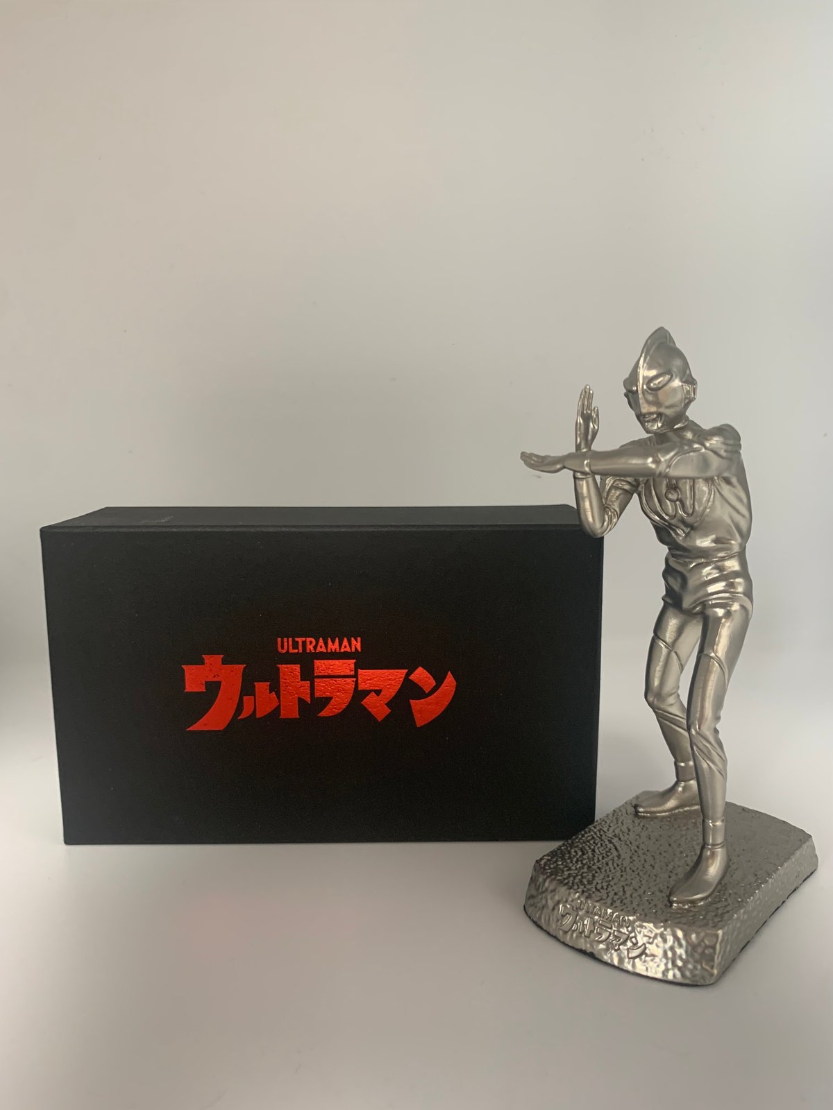 ペーパーウエイト ウルトラマンAタイプ(スペシウム光線）ロジウム