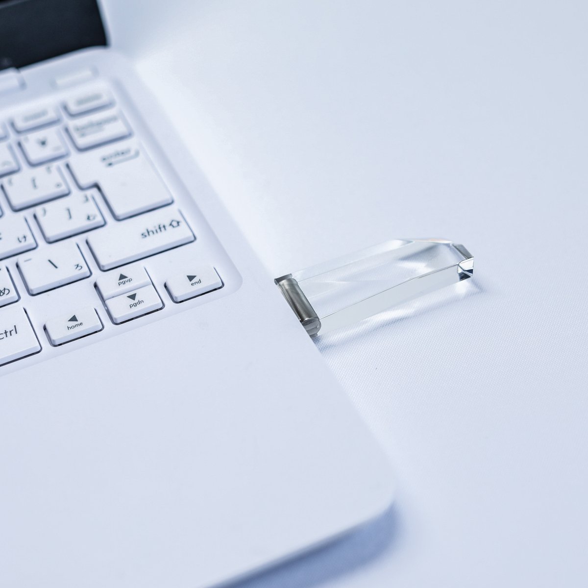 透明USBメモリ(64GB) Transparent USB memory stick | n