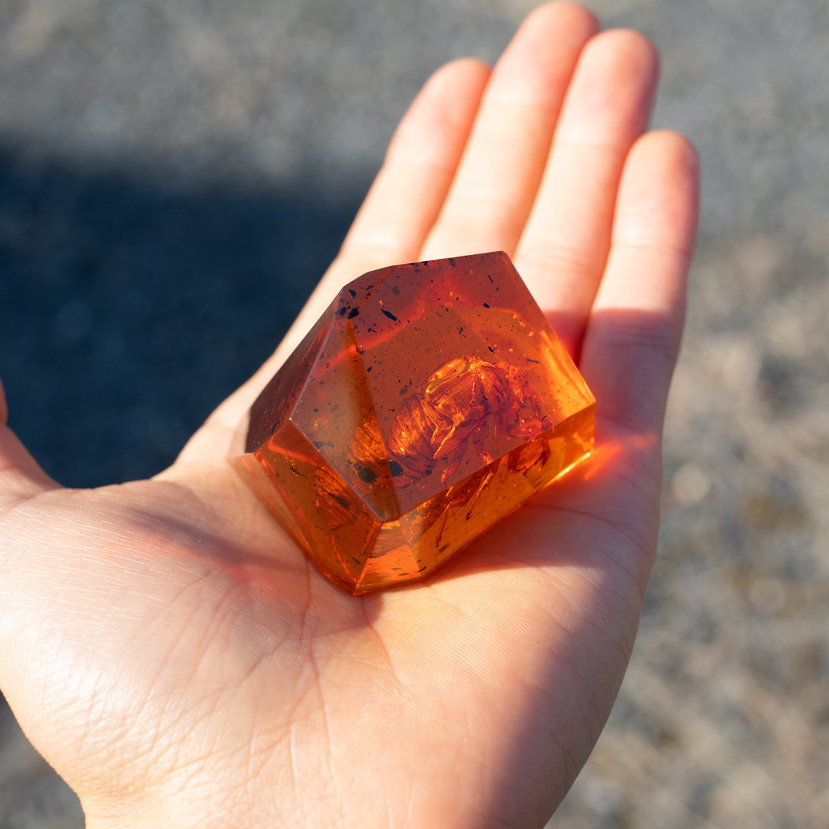 人工琥珀（セミの抜け殻Ver.）Artificial amber | nickelXP's S