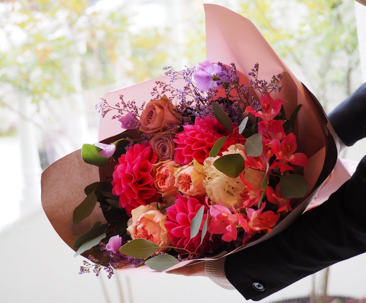 サプライズ花束 ミディアム カード付き | AILE d'ANGE Surprise STORE