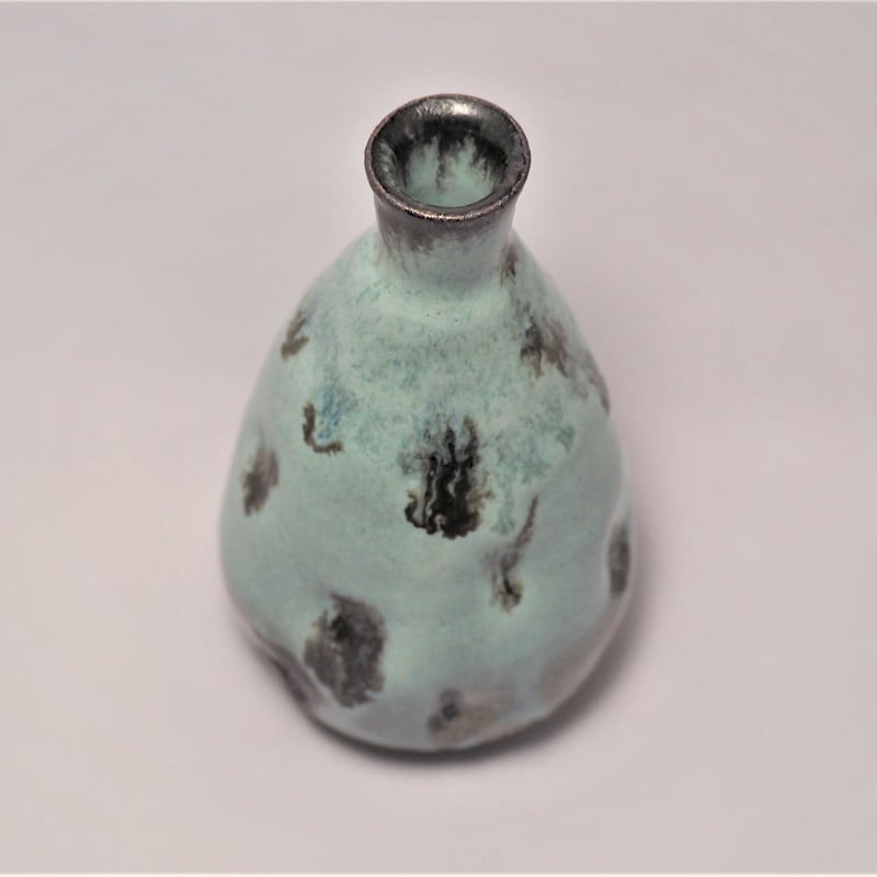 灰釉鉄彩 徳利 / Ash Glaze Iron-decoration Sake Bottle
