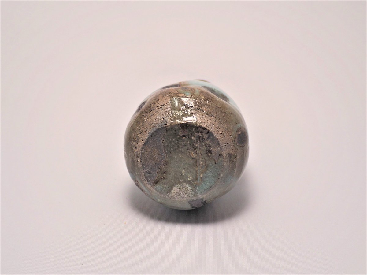 灰釉鉄彩 徳利 / Ash Glaze Iron-decoration Sake Bottle