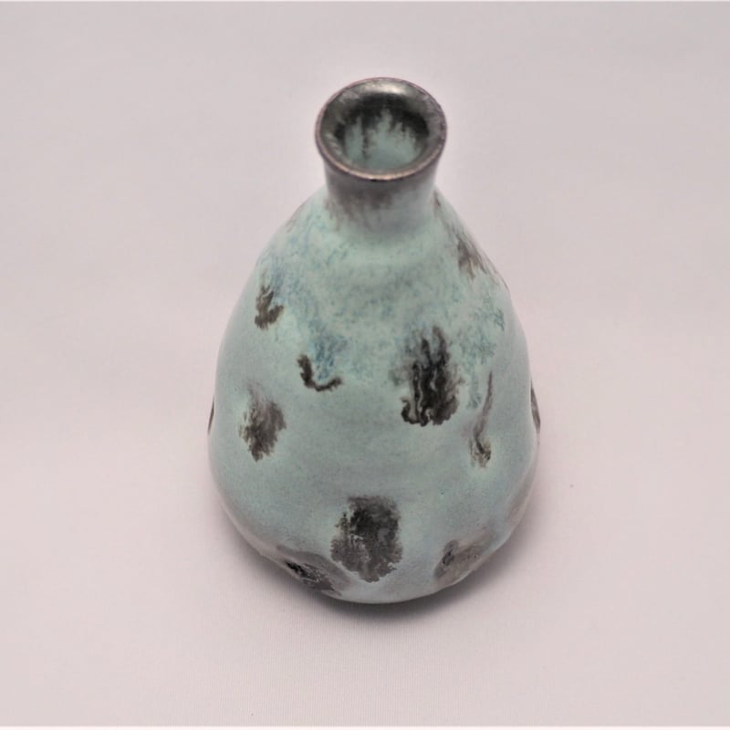 灰釉鉄彩 徳利 / Ash Glaze Iron-decoration Sake Bottle