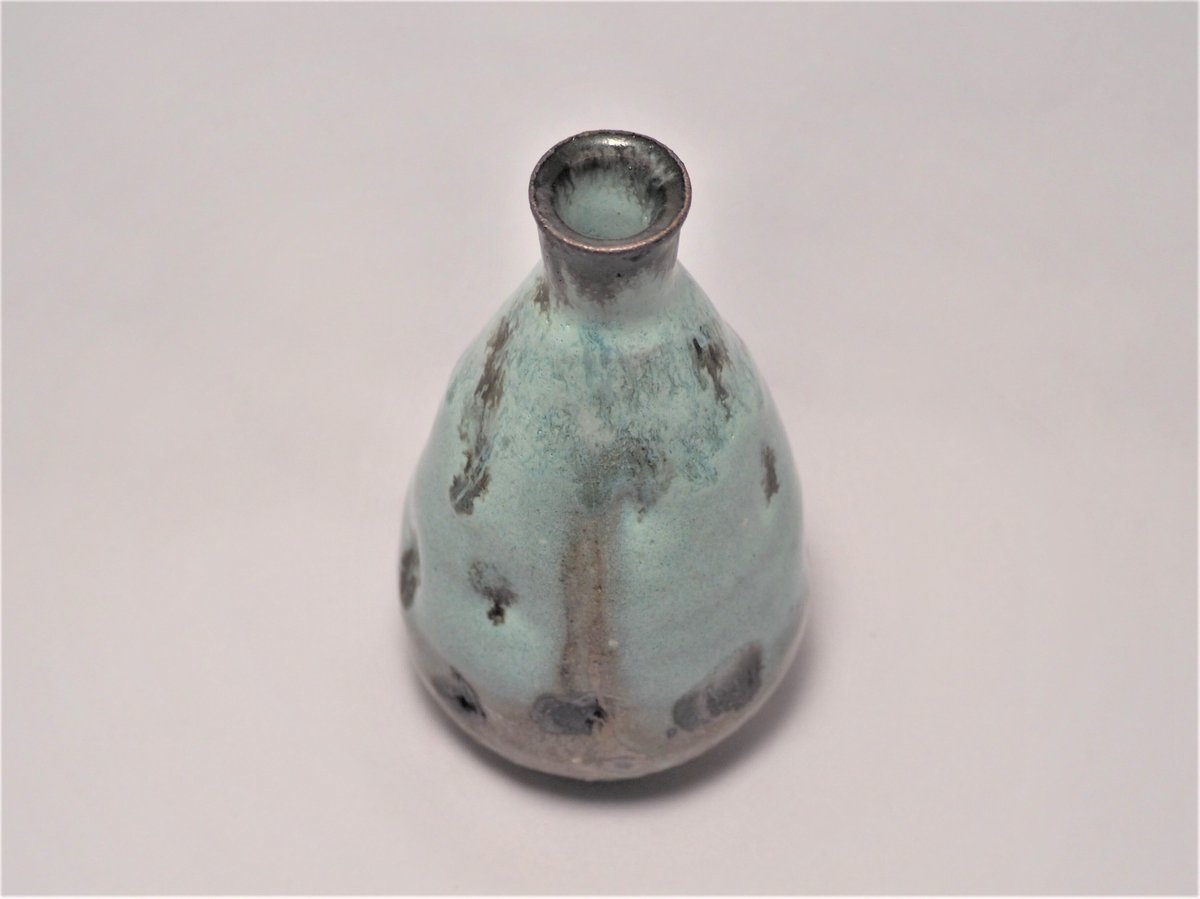 灰釉鉄彩 徳利 / Ash Glaze Iron-decoration Sake Bottle