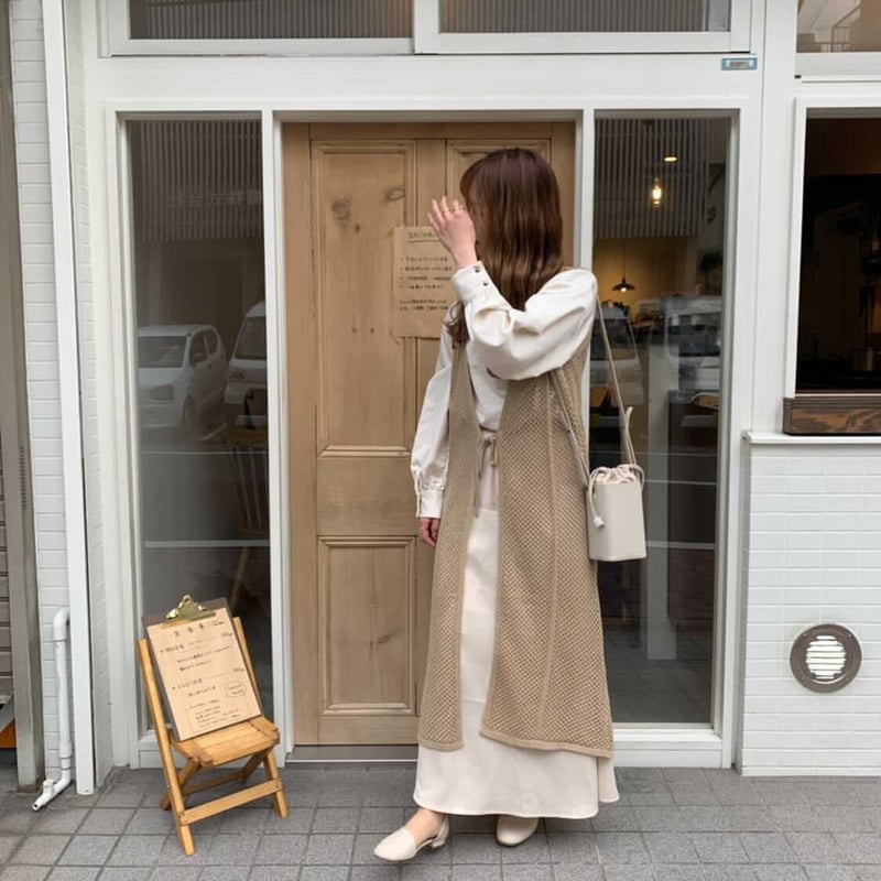 and per se ワンピースベージュ系メッシュプリーツＬサイズ レディースウェア
