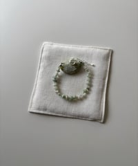 本翡翠のブレスレット
