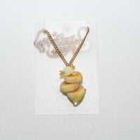 【ハンドメイド】パンケーキなカニネックレス
