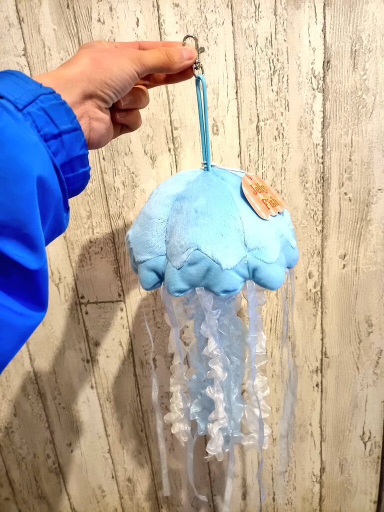 くらげページ クラゲぬいぐるみブルー | エビとカニの水族館【公式通販】