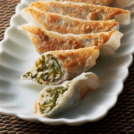 おすすめ！ヘルシーな三陸産ワカメ餃子 １２個入り