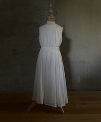 Asymmetry Gather Dress (Sample Product / Kids Size 120) Color: Off White