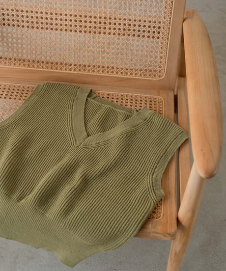 knit vest green
