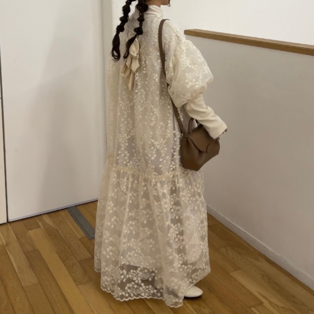 back ribbon flower jacquard dress ivory | yourmle