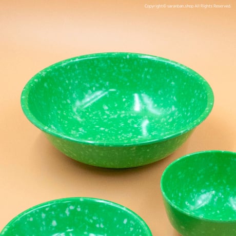 よもぎ色レトロ食器（ちゃんぽん）