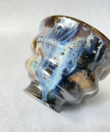 Deep blue １
