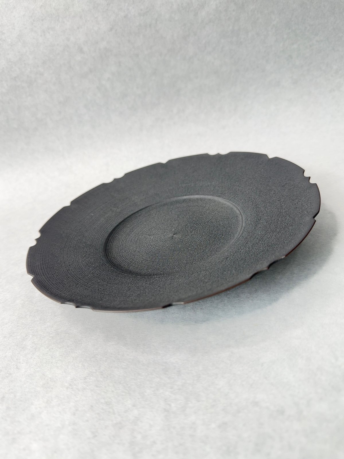 心和庵 中里博恒 keitamaruyama 絵皿 中里博恒・墨渇黒釉 綾花皿 A | t.roots