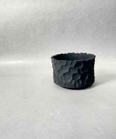 稲妻紋鉢 半筒型 黒結晶釉・Ｓ