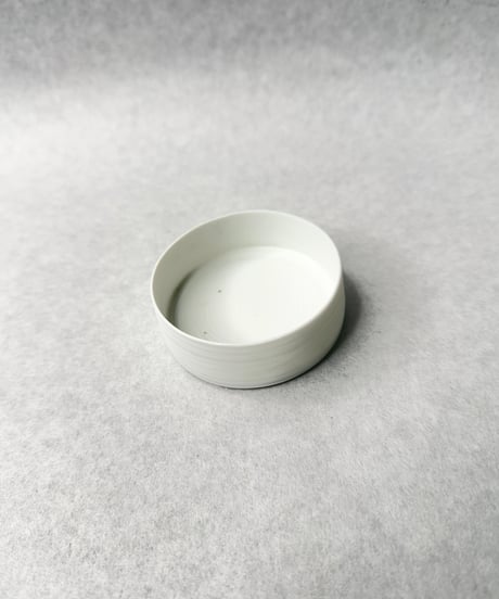 中里博恒・白磁 円筒