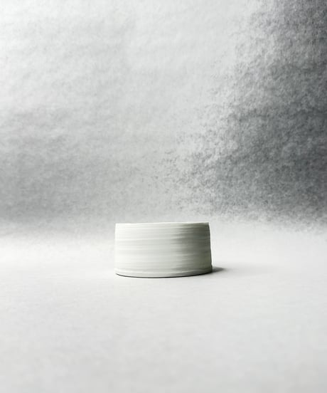 中里博恒・白磁 円筒