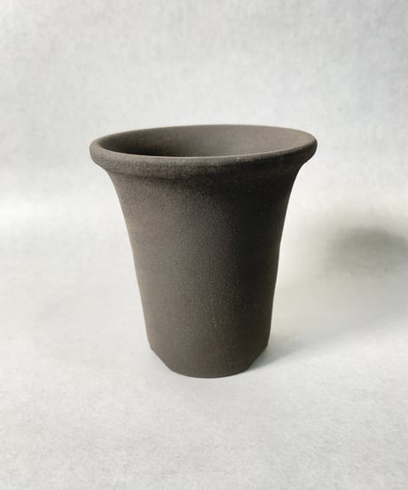 黒燻蘭鉢・Ｓ