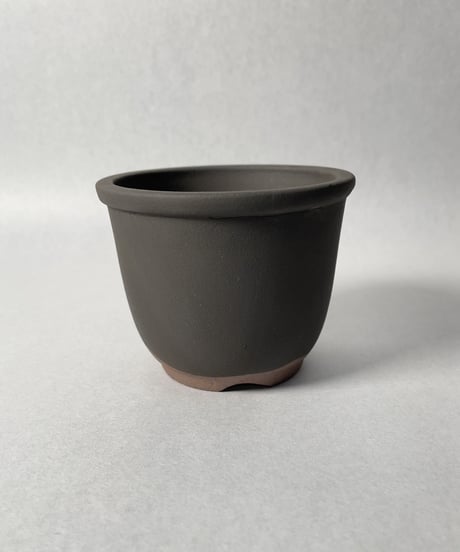 伝市鉢・丸型3号 黒化粧