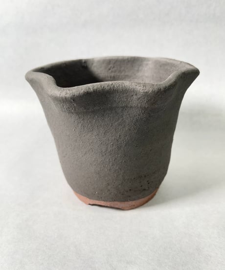 伝市窯・シャジン変形4号(黒化粧)