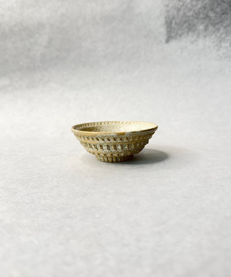 新里竜子・酒器スタッズ | t.roots