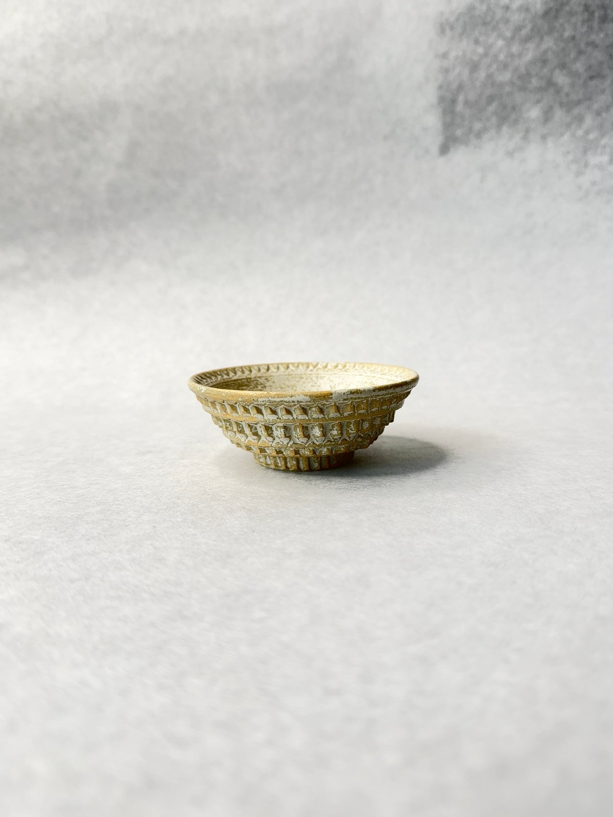 新里竜子・酒器スタッズ | t.roots