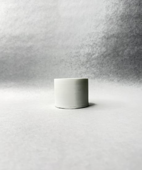 中里博恒・白磁 円筒