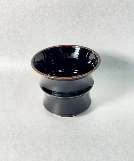 dairoku・鉄釉鉢