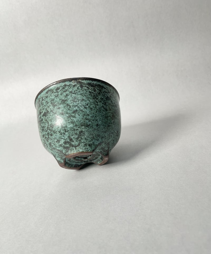 青銅製火鉢 特大サイズ‼ 菊や小鳥の蒔絵で時代感漂う桐火鉢 DC7598 – 古福庵