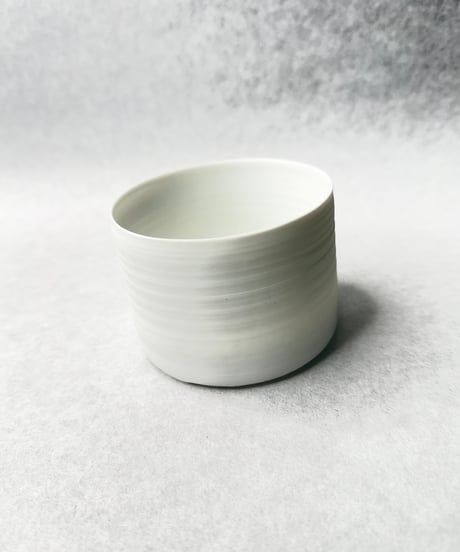 中里博恒・白磁 円筒
