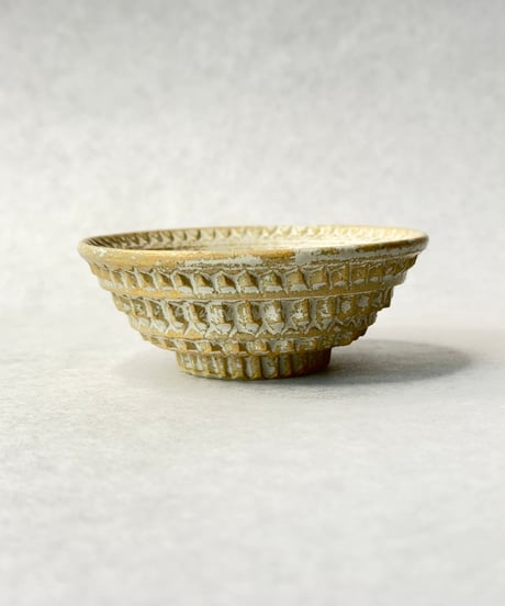 新里竜子・酒器スタッズ