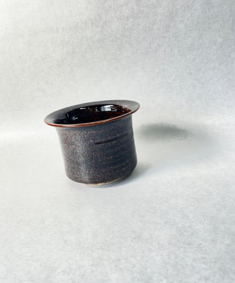 dairoku・鉄釉鉢