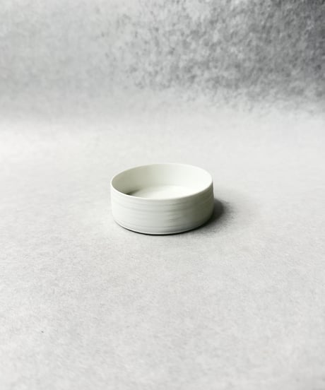 中里博恒・白磁 円筒