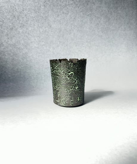 雷土・クラック釉薬ブラックカラーシリーズ鉢ロングＳ 黄緑